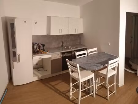 logement 2 pièces meublé bazas
