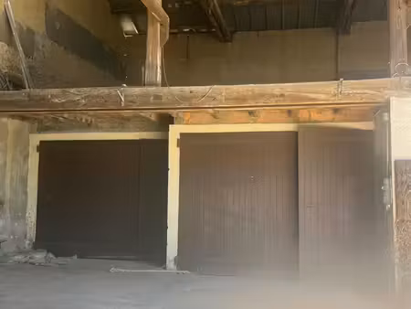 bâtiment à vendre 120m² avec cours