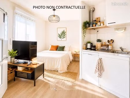 studio 1 pièce 30 m²