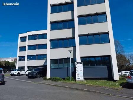 bureaux 67 m² brest