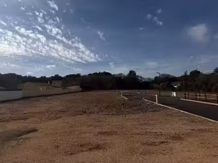 vente terrain 500 m² à canet (34800)  139 000 €