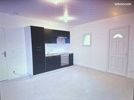 appartement t2 disponible au 01/08