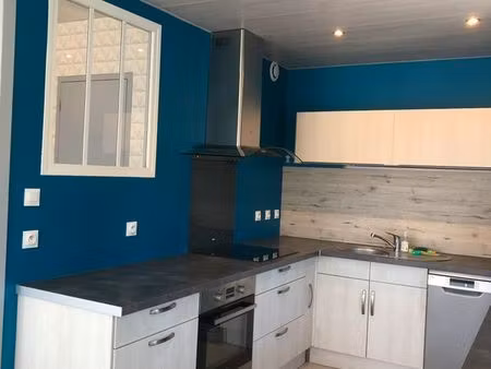 appartement t2 avec balcon et garage