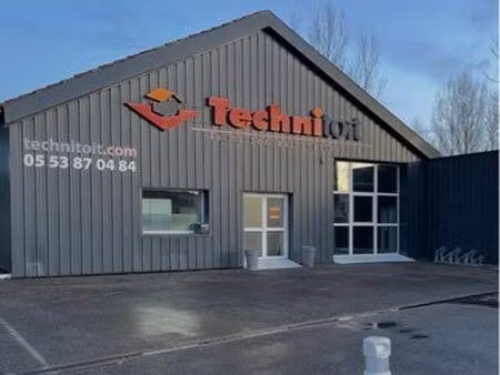 local commercial bureaux