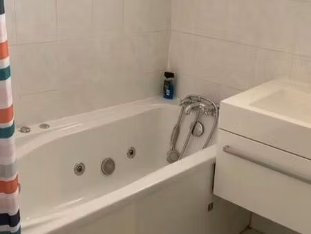 alfortville quais. studio meublé  30 m²