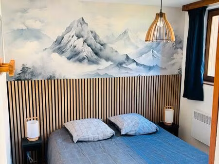 à vendre – charmant appartement 2 pièces avec terrasse à chamrousse 1700 – village du bach