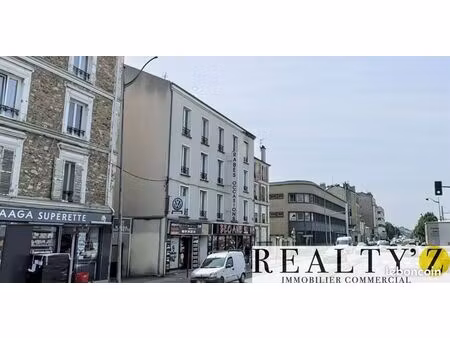 local commercial 400 m²