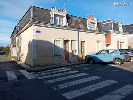 charme de l'ancien et potentiel hors normes au cœur d'auverse