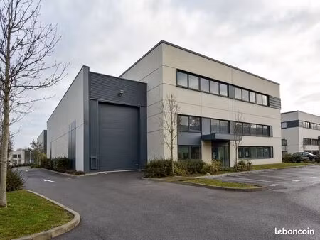 local 900 m² rungis