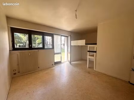 studio 1 pièce 34 m²