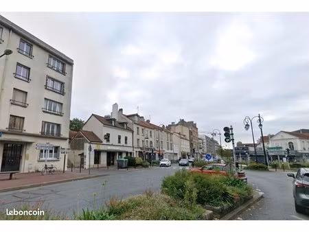 boutique 1131 m² st maur des fosses