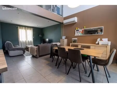 maison 7 pièces 148 m²