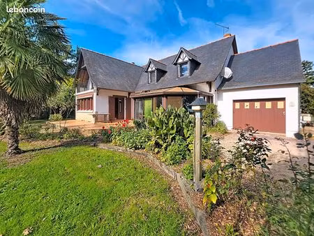 maison 6 pièces 181 m²