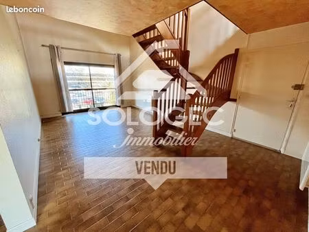 duplex 4 pièces 100 m²