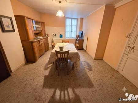maison 3 pièces 82 m²