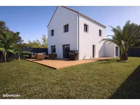 terrain 381 m² divatte sur loire