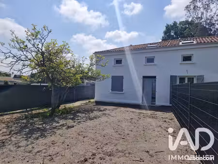maison 3 pièces 80 m²
