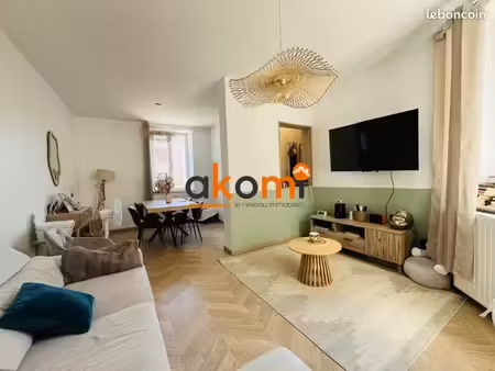 maison de ville 5 pièces 82 m²