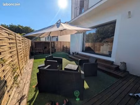 maison t4 r+1
