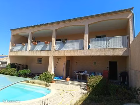 maison à laurens