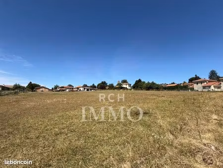 terrain 650 m² les côtes-d'arey