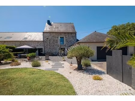 manoir 5 pièces 211 m²