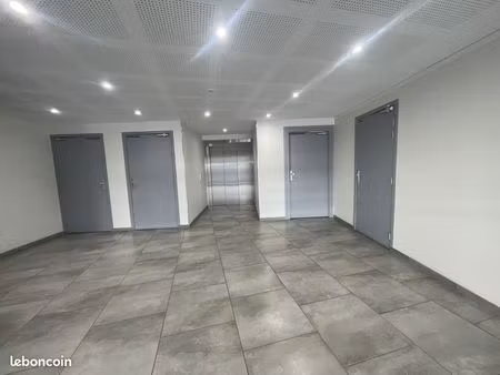 appartement 3 pièces 65 m²
