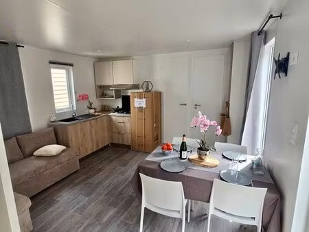 maisonnette de 32 m² sur parc résidentiel boisé et sécurisé