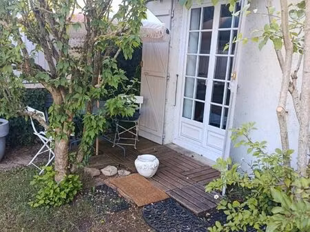 studio dans maison privée