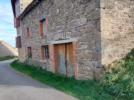 grange 2 pièces 150 m²