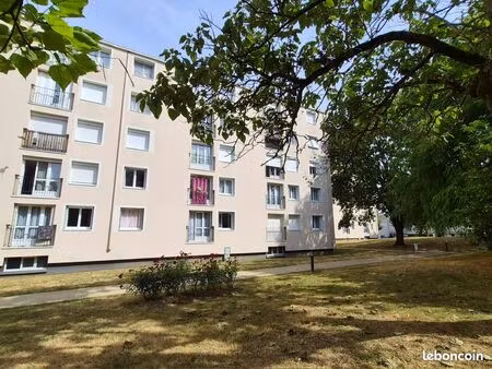 appartement 5 pièces 82 m²