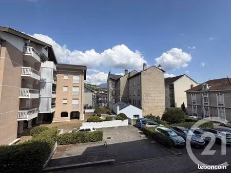 appartement 3 pièces 79 m²