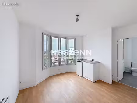 studio 1 pièce 19 m²