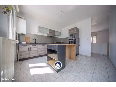 maison 3 pièces 68 m²