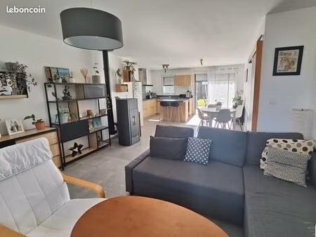 maison 4 pièces 80 m²