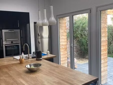 maison semi-bourgeoise 4 chambres