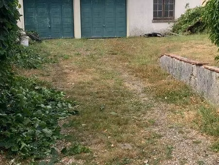garage double sur terrain clos à blargies 60220