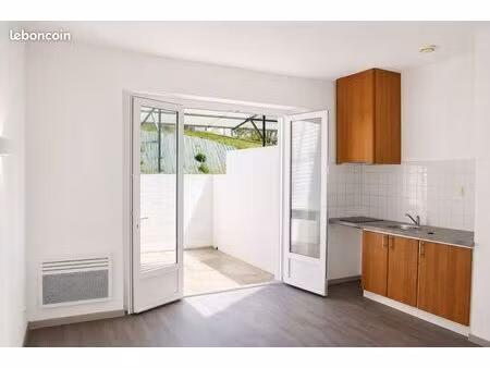 studio avec terrasse