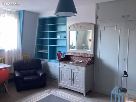 chambre d’etudiant (e)
