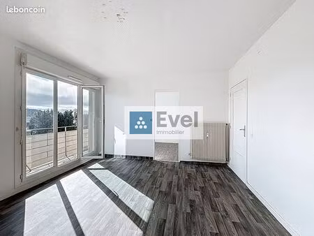 appartement 4 pièces 76 m²
