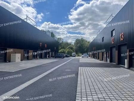 local d'activité 120 m²