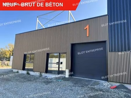 local d'activité 220 m²