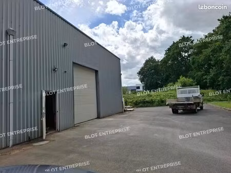 local d'activité 200 m²