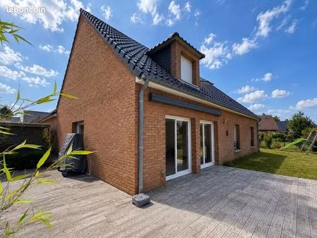 maison 7 pièces 236 m²