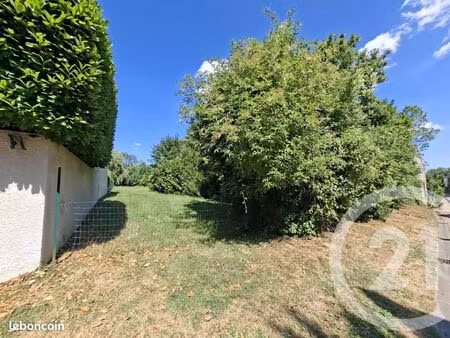 terrain 499 m² fremainville