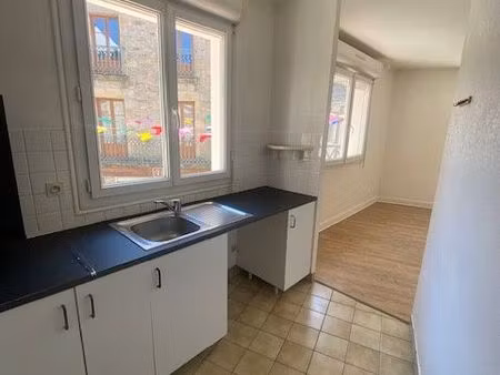 studio 1 pièce 30 m²