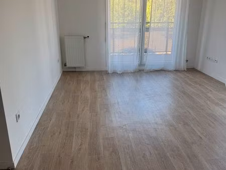 appartement 3 pièces récent – beauchamp – 57 59 m²