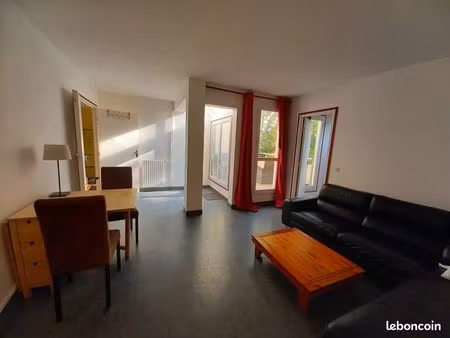 t2 de 50 m² avec terrasse  parking – cergy le ponceau
