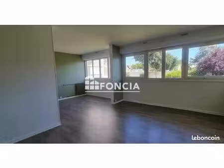 appartement 4 pièces de 79 m² avec cave et parking – le plessis-bouchard