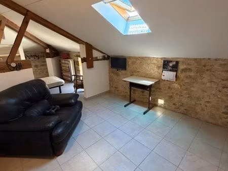 studio rénové 18m2 - lodève centre